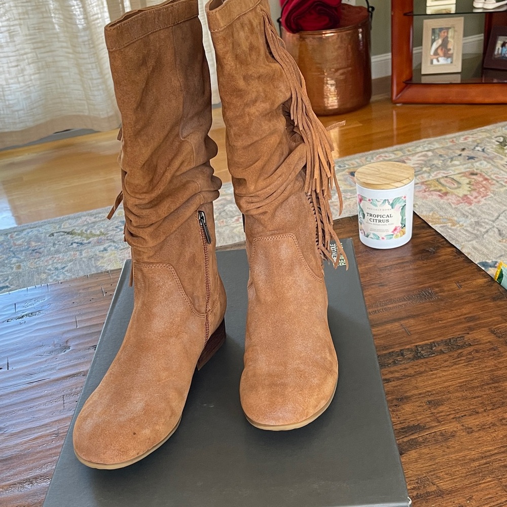 Kenneth Cole Reaction Hi-King Sue Boots SIZE 9-1/2 MAPLE
